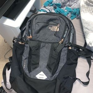 North face Recon backpack MAKE AN OFFER